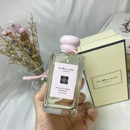 Jo Malone Cherry Blossom Perfume